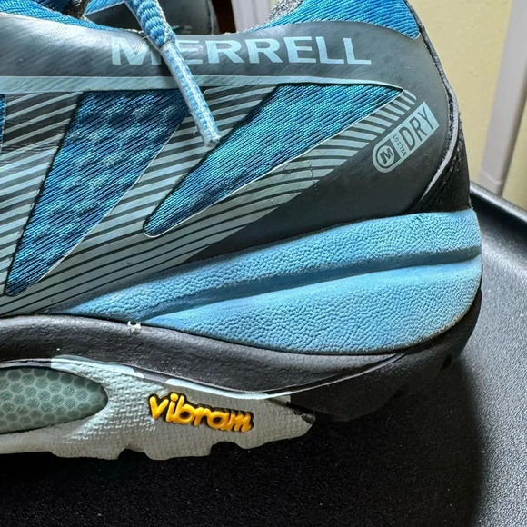 MERRELL Vibram waterproof shoes - us women’s 10, euro 41 - Picture 5 of 9